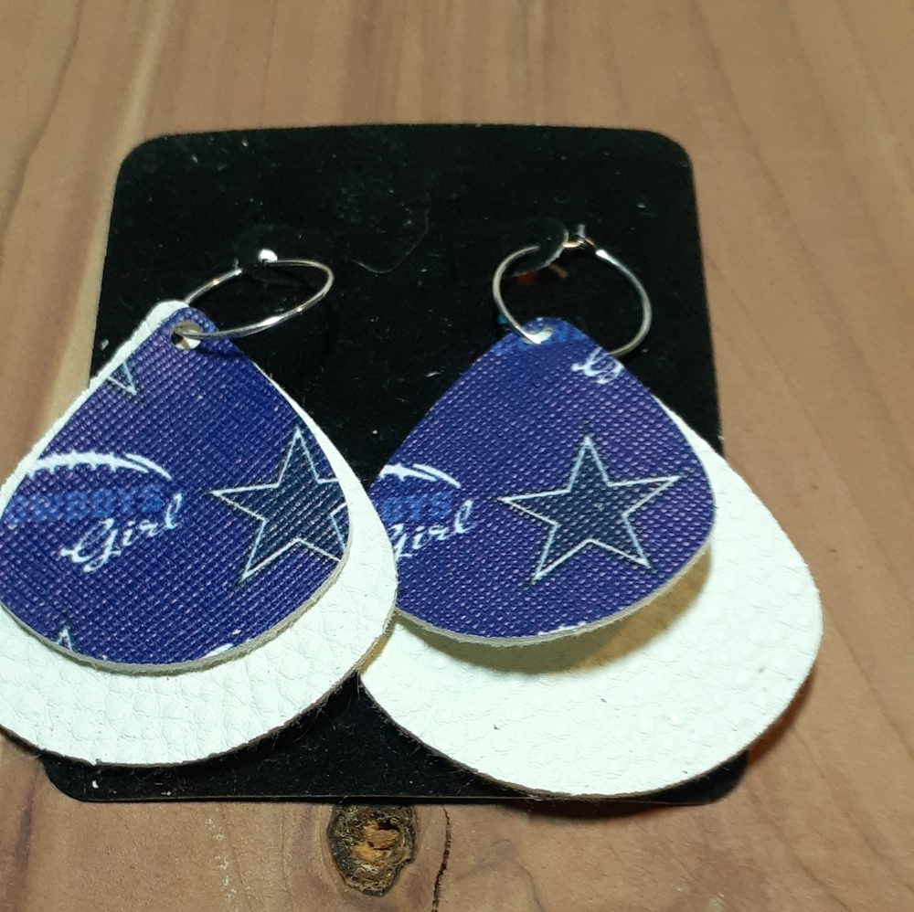 💕3/15💕 Faux leather earrings